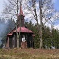 Fotografie alba •Dřevěný kostelík Panny Marie na Gruni 